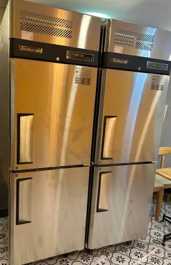 KR25-2: Tủ mát 2 cánh inox Turbo Air 