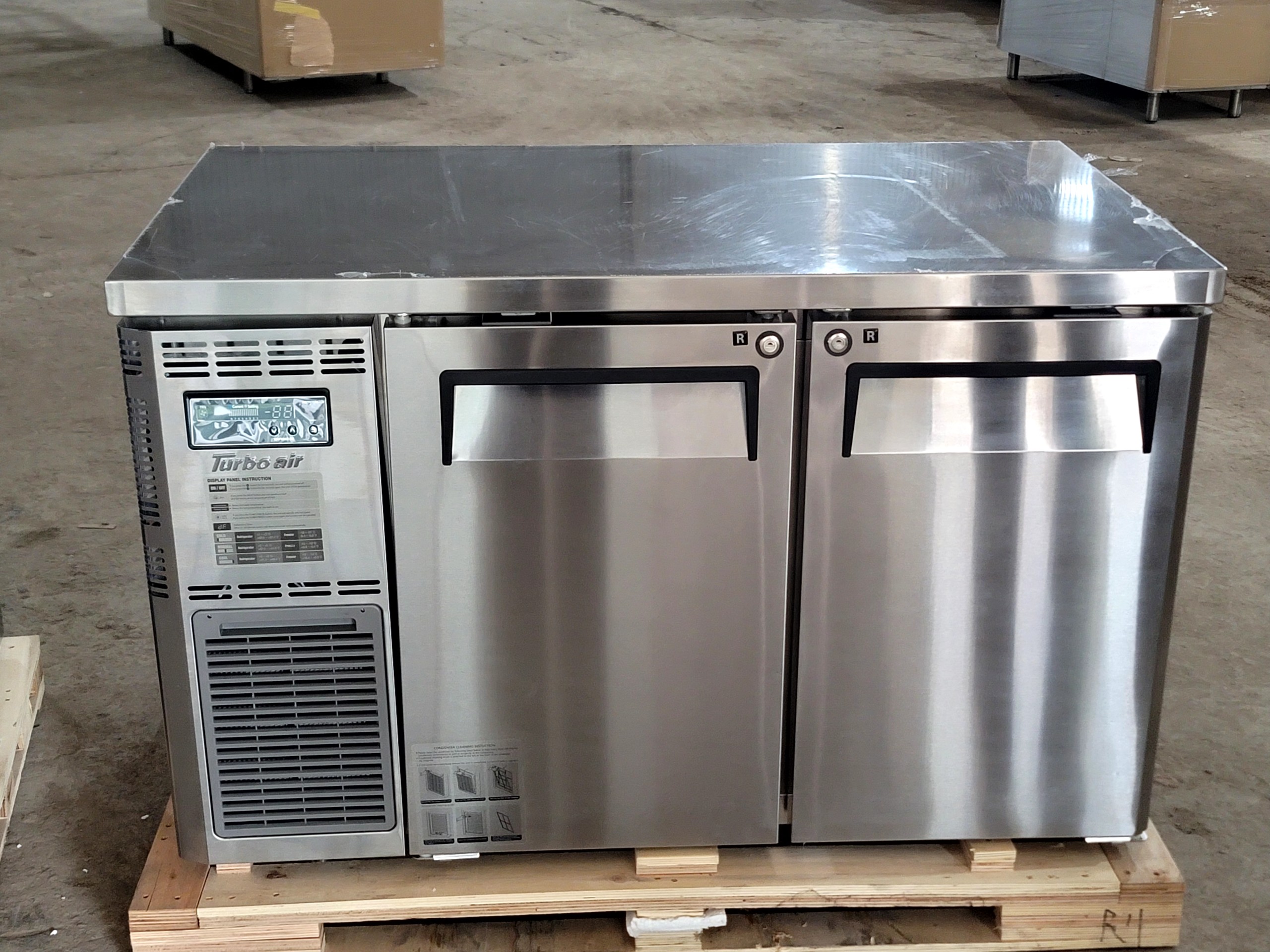 KUF15-2: B&Agrave;N Đ&Ocirc;NG 1 C&Aacute;NH INOX 1,5m